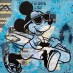 Mickey surf